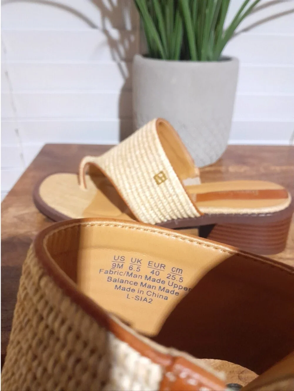 Franco Sarto Sia 2 Natural Material Block Heel Summer Coastal Beachy Sandals 9M